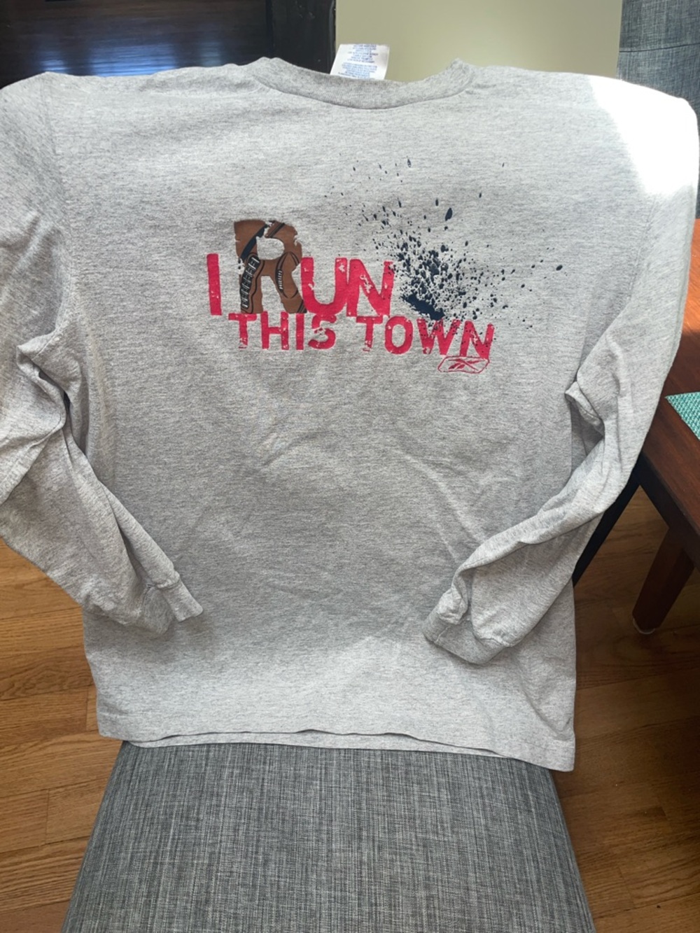 Vintage Reebok Run This Town longsleeve tshirt. Size Large. Unisex 
🏃🏃🏻‍♀️🏃‍♂️